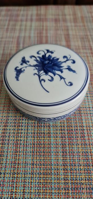 Guarda Jóias da Vista Alegre