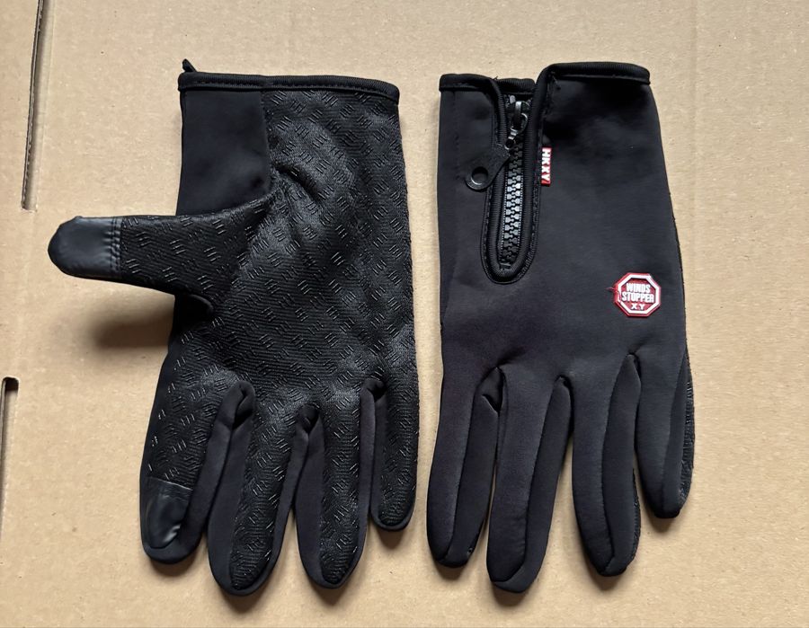 Rekawiczki ciepłe antypoślizgowe wiatroszczelne z ekranem dotykowym