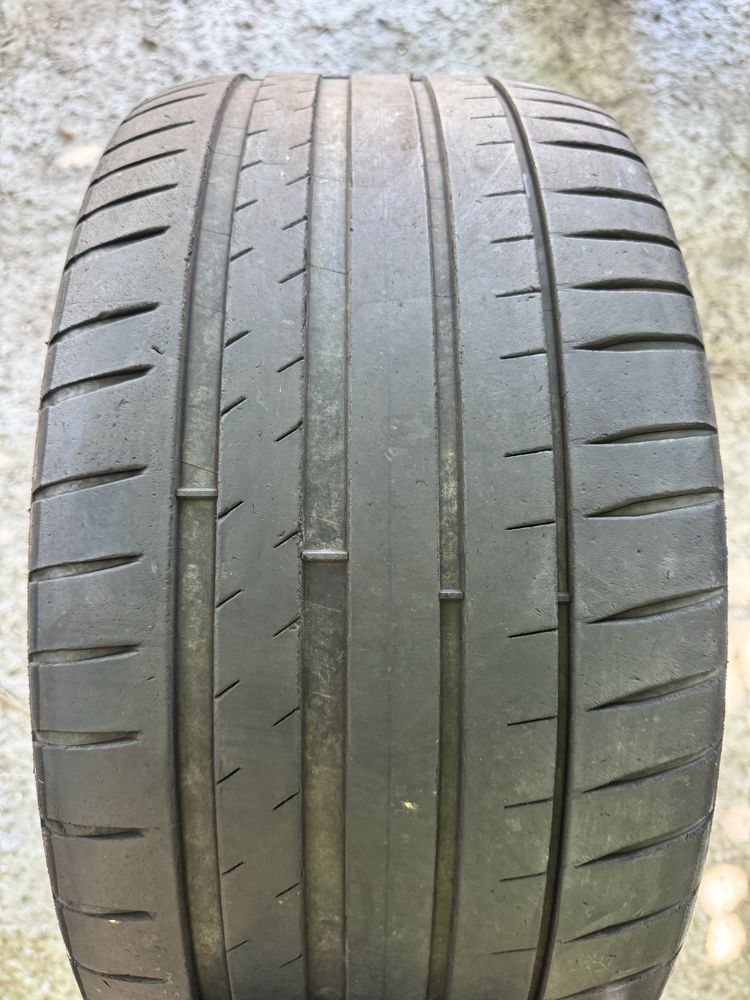 255/35/19 Michelin-4шт