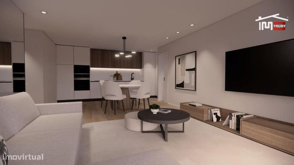 Apartamento T2 de Luxo com Suíte, Coz. Equipada e Garagem  Setúbal