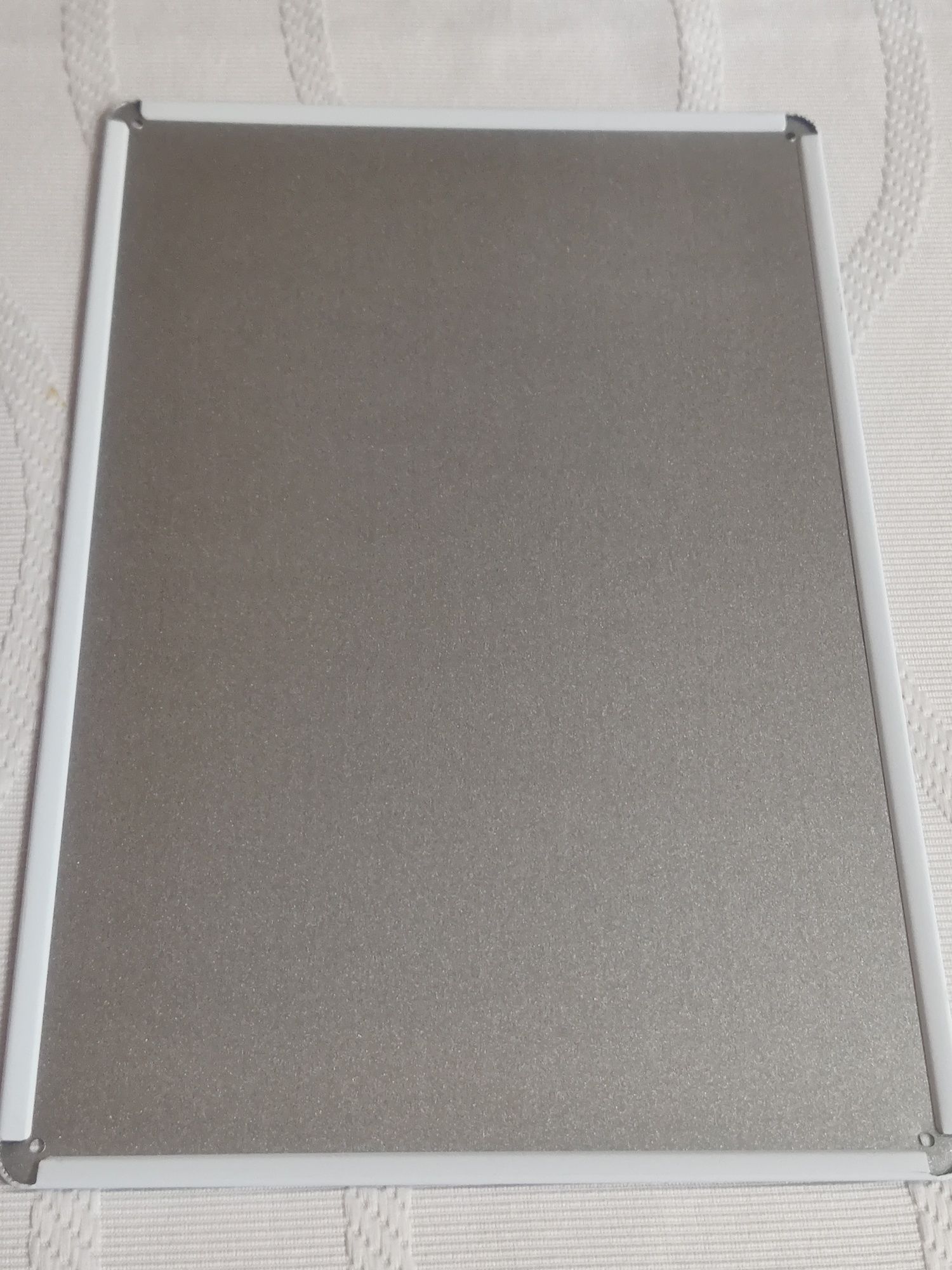 Tablica metalowa do powieszenia zawieszka Mobil 20x30