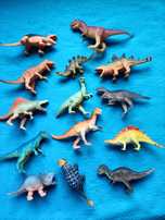 Lote de 14 dinossauros