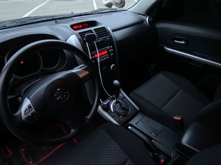 Продам Suzuki Grand Vitara 2008