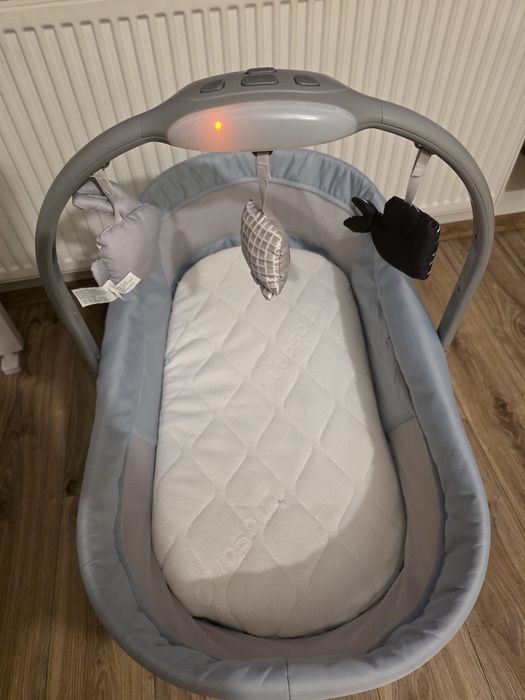 Chicco Baby Hug Pro 4w1 łóżeczko gondola krzesełko