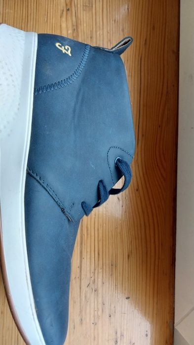 Продам мужские кожаные демисезонные полуботинки  - кроссовки .