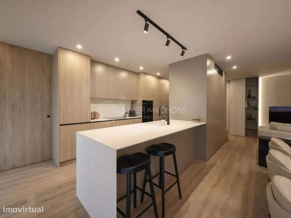 Oferta da Escritura. Apartamento T4 novo com garagem box para 2 car...