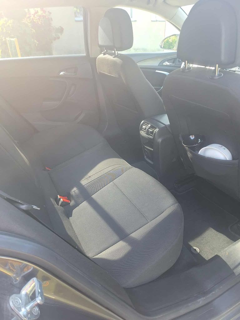 Opel Insignia 2.0cdti 130 km  Automat