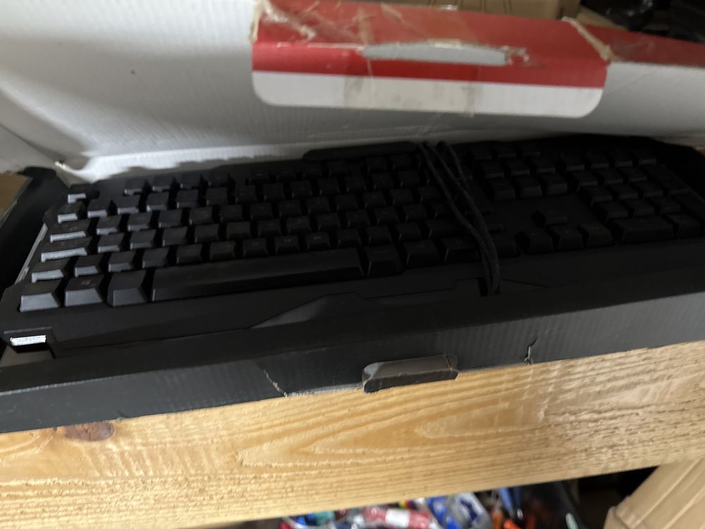 Teclado gaming RGB Mars Gaming