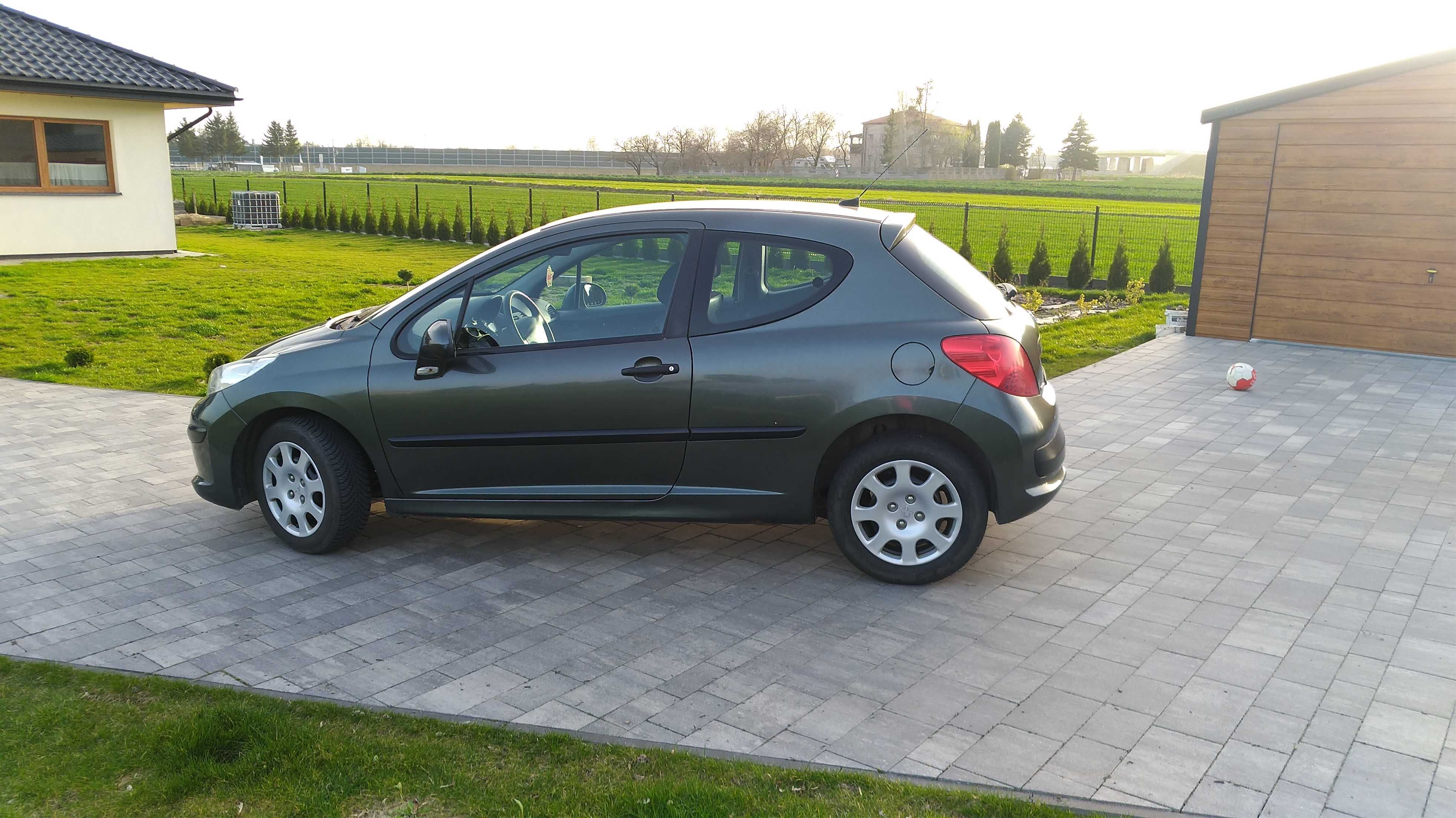 Peugeot 207 1.4 2009r