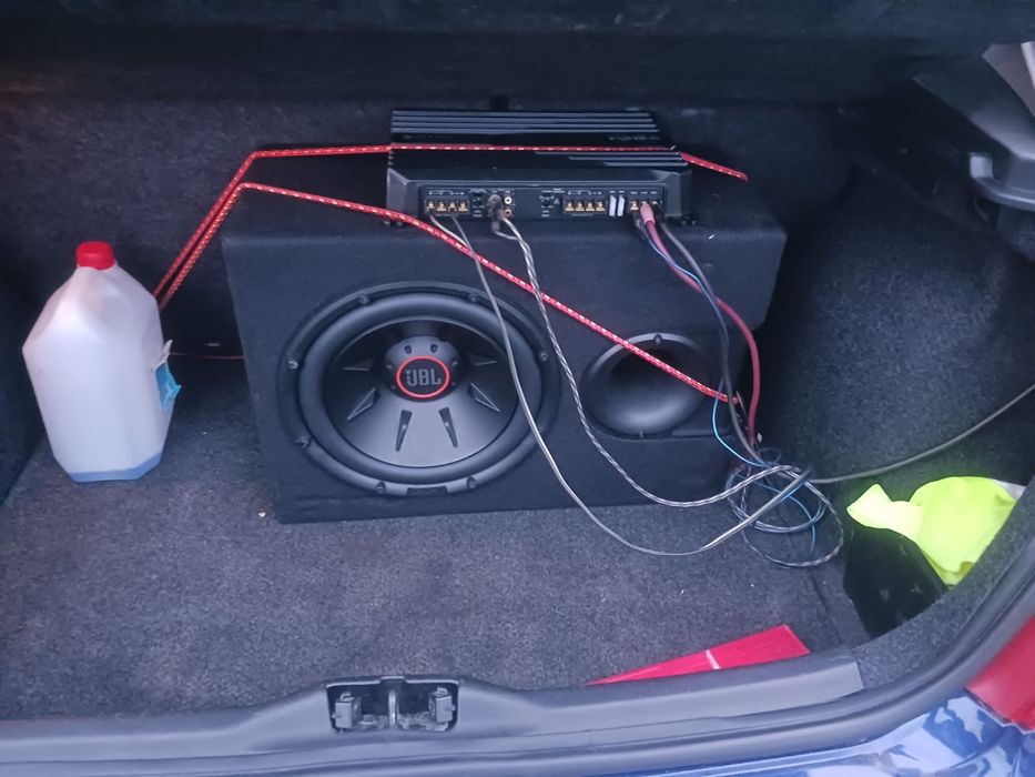 Subwoofer Auto JBL S2-1224SS + amplificador Sony XM-N1004