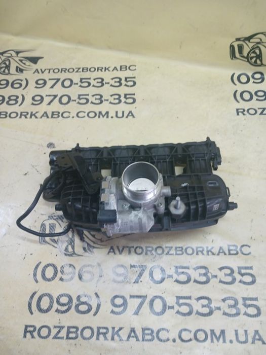 Колектор впускной Audi Q3 2021