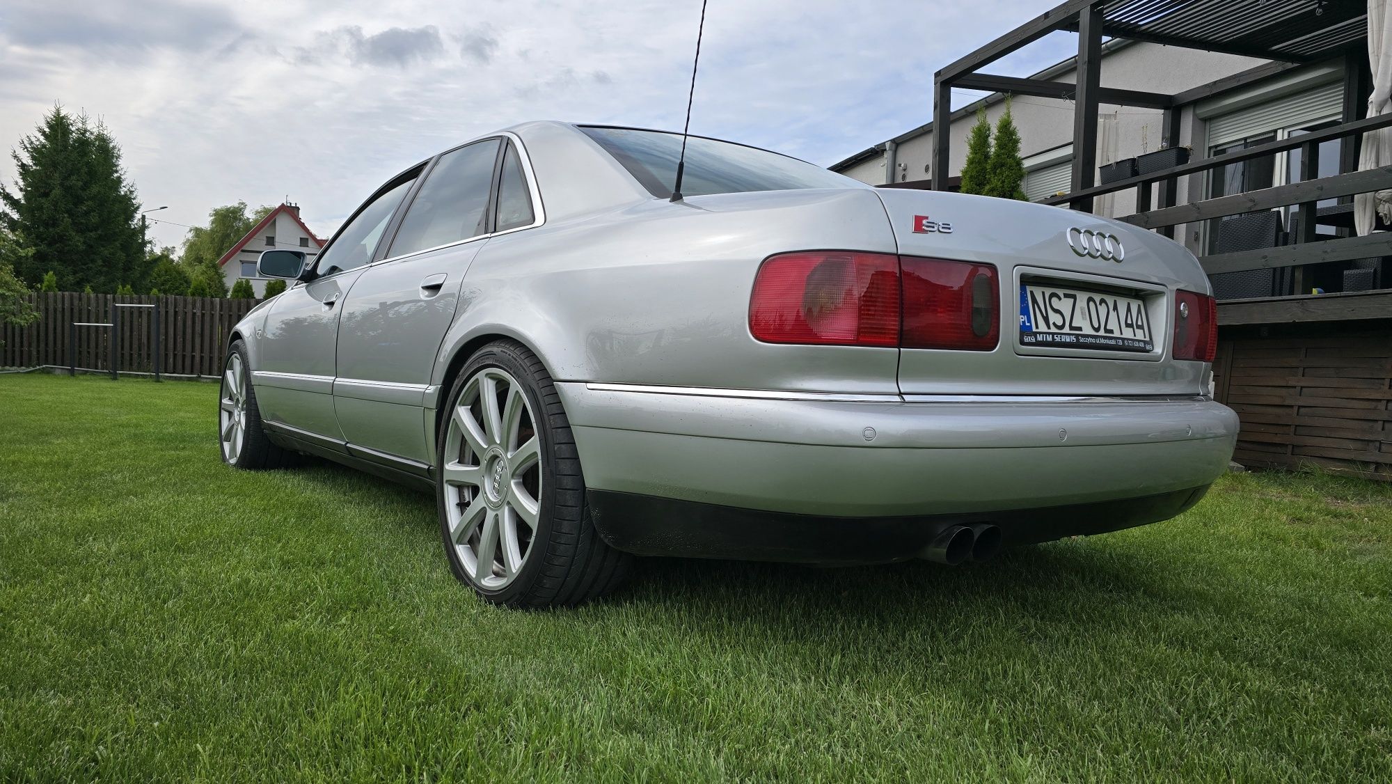 Audi S8 99r 360KM quattro D2