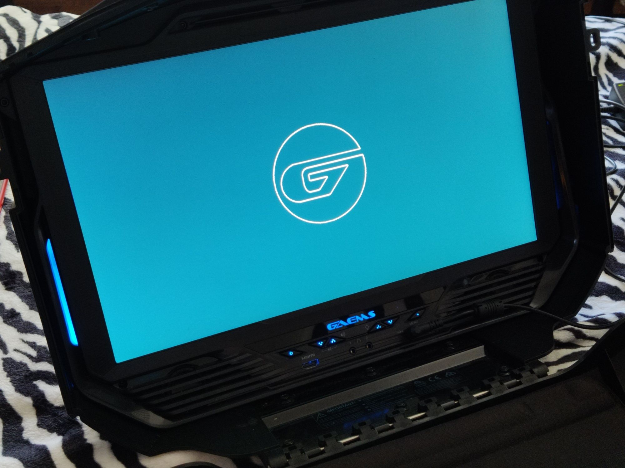 Ecrã Monitor Portátil Gaems Vanguard 19" Black Edition