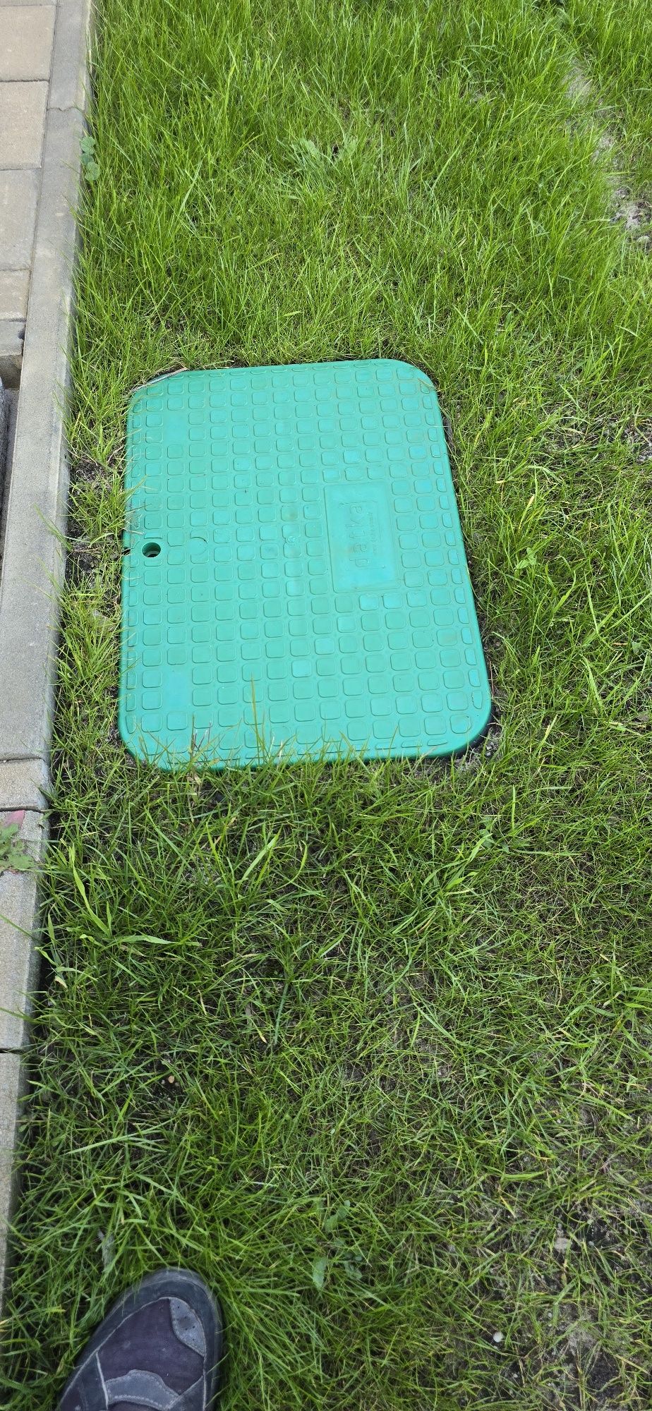 Skrzynka studzienka na 6 elektrozaworów  Jumbo 14"