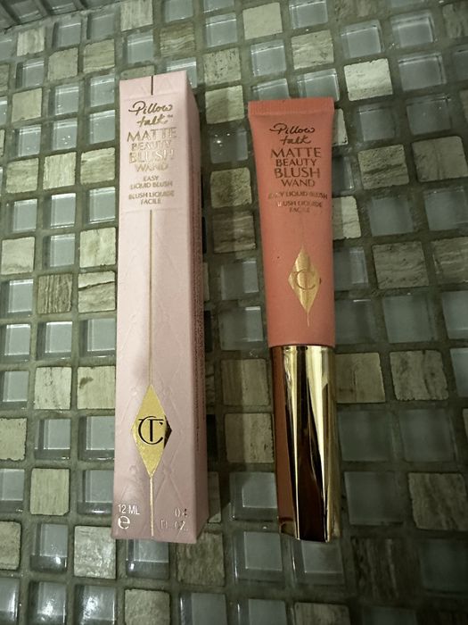 Обмін на книги Charlotte Tilbury Blush Wands Pink Pop