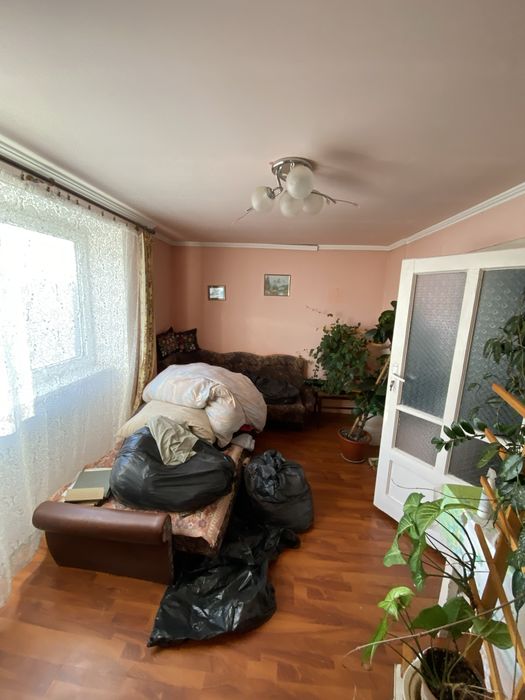 Продам будинок в Берегові