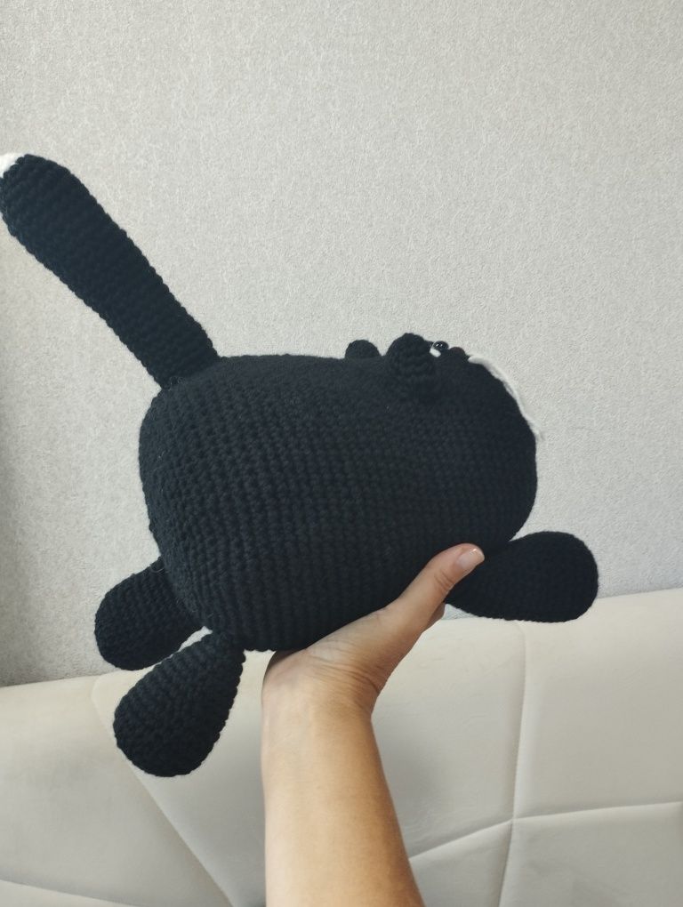 Продам вязаную игрушку