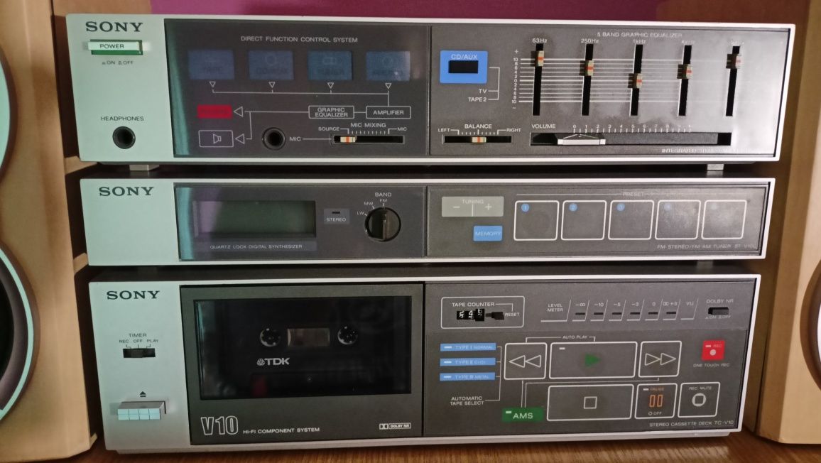 Wieża Sony V10, sprawna