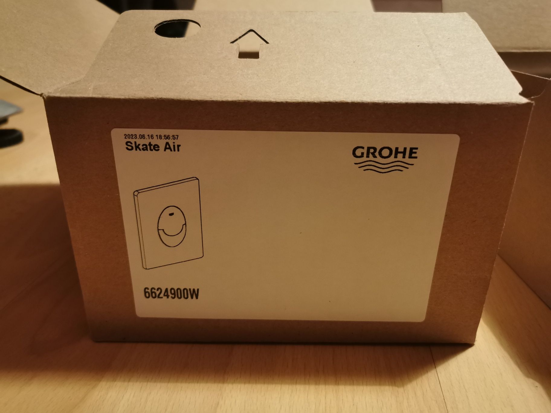 Przycisk WC  Grohe chrom Skate air