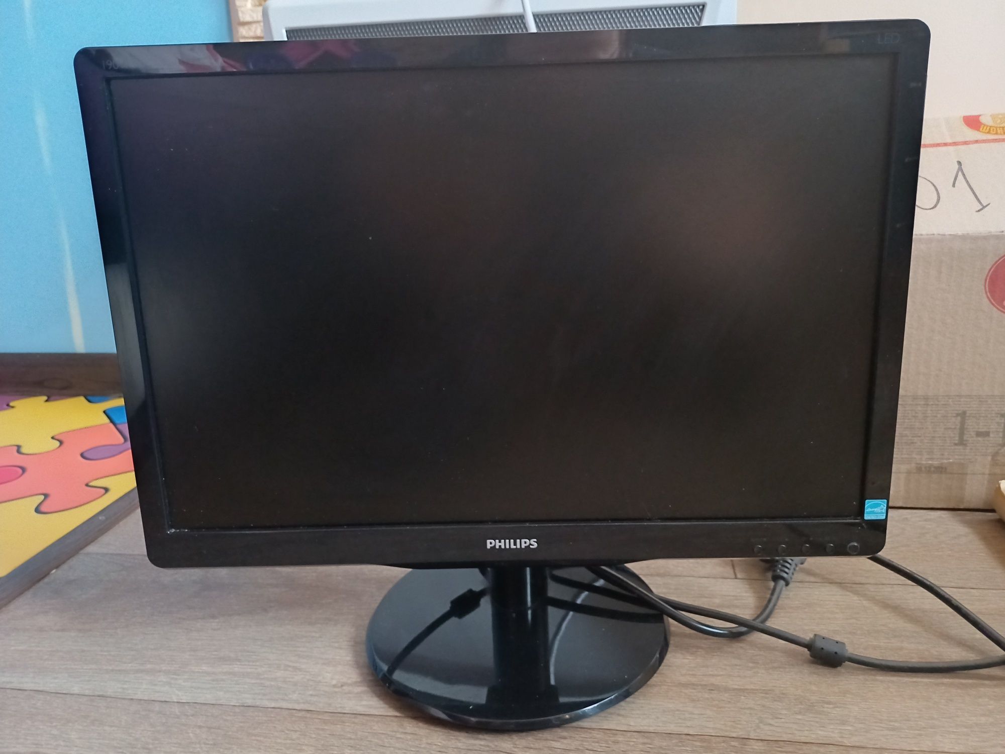 Монитор Б/У 19" Philips 190V4L