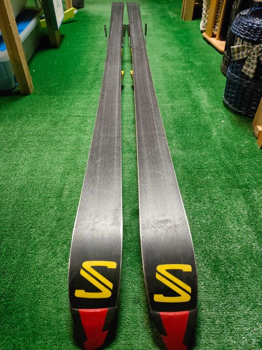 Narty zjazdowe + wiązania. Salomon 180 cm  Bdb. stan!