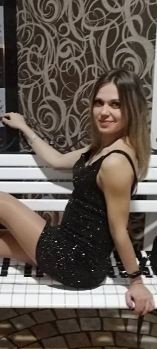 Платья женские коктельные