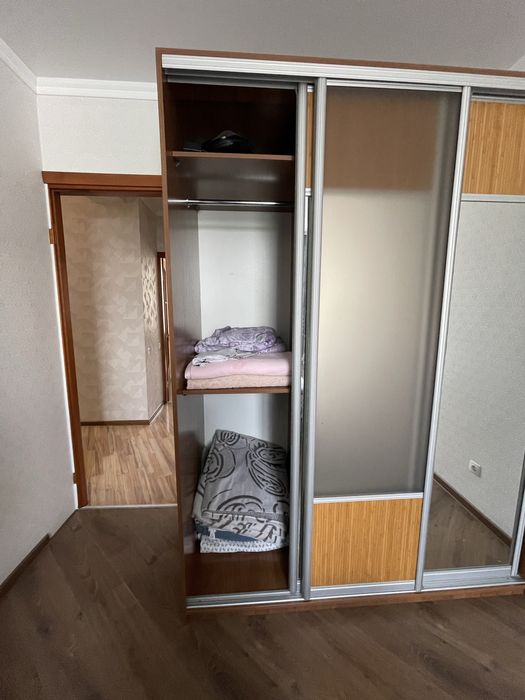 Шафа купе, шкаф, вмістка потрійна шафа