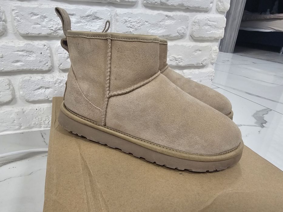 UGG Classic Women’s Mini