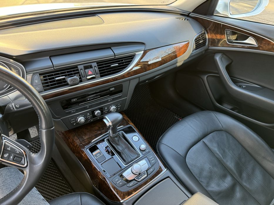 Авто Audi A6 2014 3.0ftsi Quattro