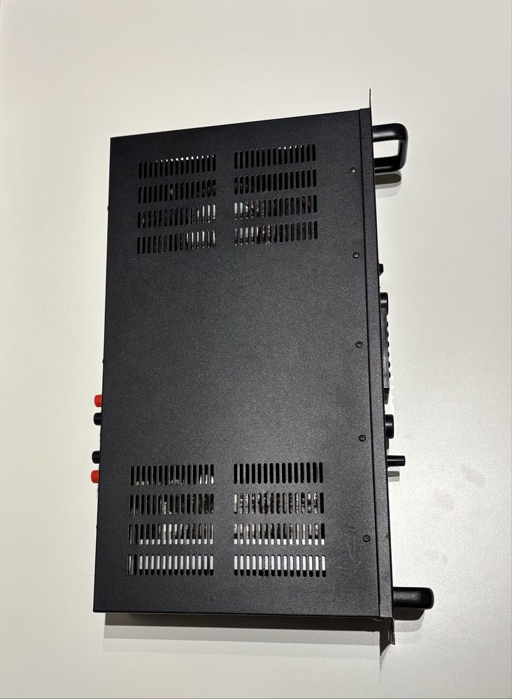 Wzmaczniacz anplifier Skytec SPL-1500-EQ
