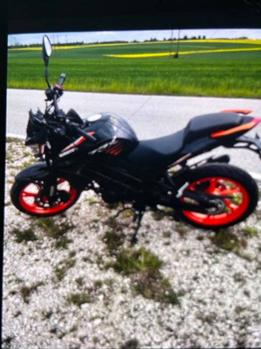 Motocykl 125, 2025 rok,