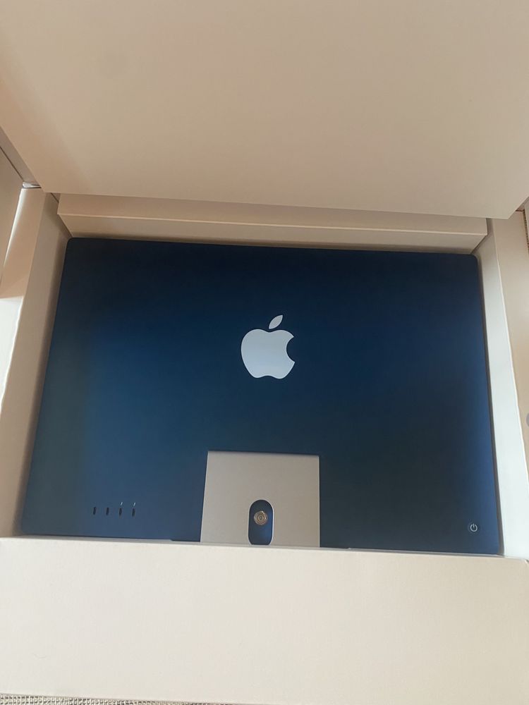 Apple iMac M1 Blue 24” 5K 8 CPU 8 GPU 8GB RAM 256GB SSD