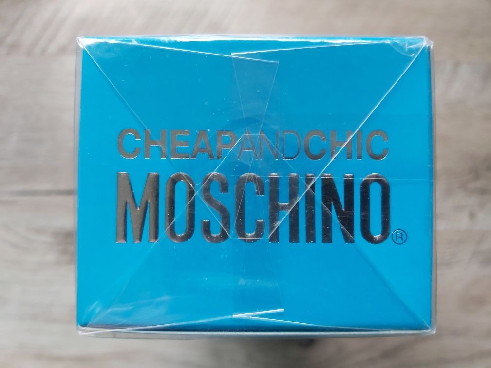 Moschino Cheap and Chic Light Clouds 100 мл. Москино Лайт Клоудс.