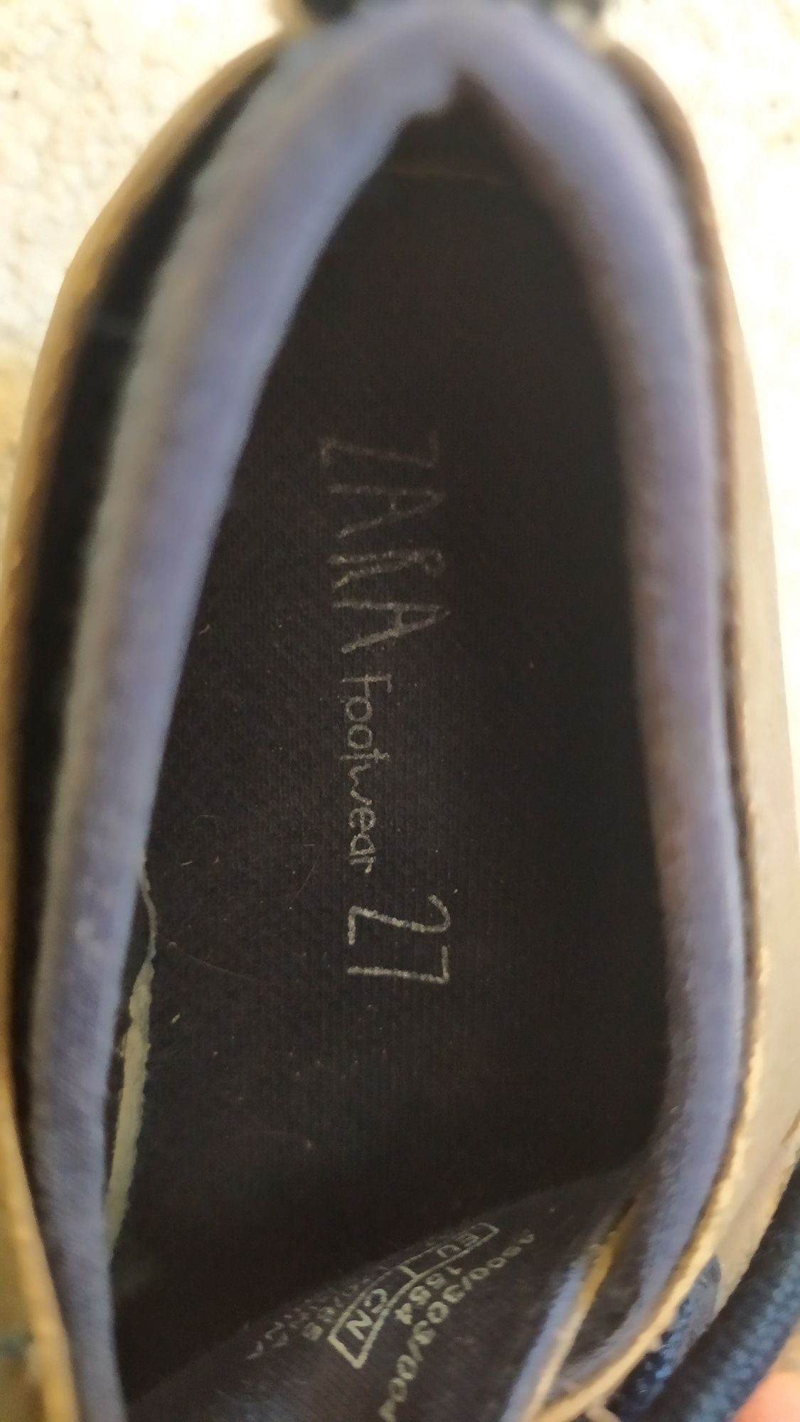 Półbuty, eleganckie buty r 27 Zara
