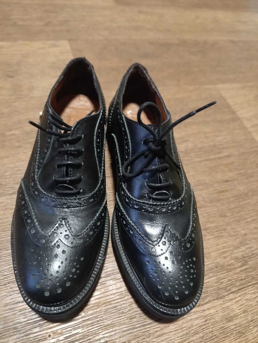 Туфлі чорні жіночі оксфорди