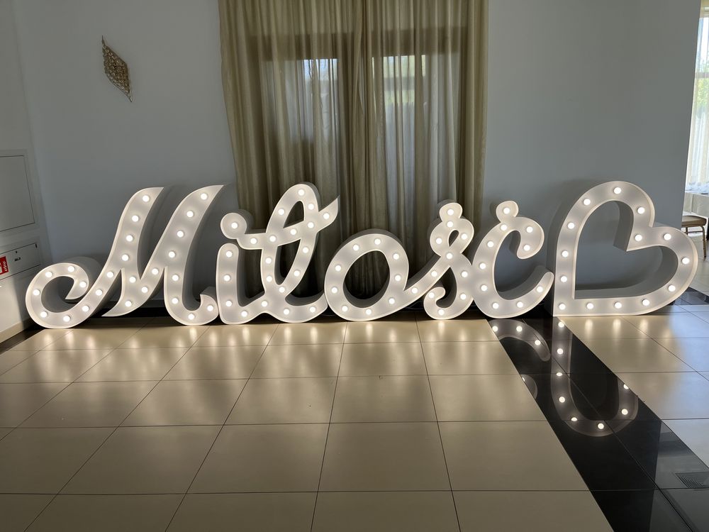 Wynajem fotobox fotobudka 360 fotolustro ciężki dym fontanna iskier