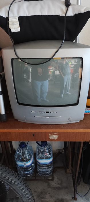 Vendo TV Philips