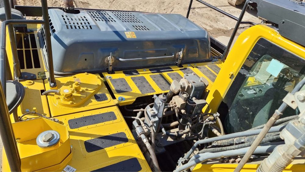 Продам экскаватор Komatsu PC 210 LC , 2018 г