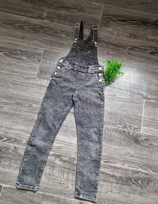Ogrodniczki H&M jeansy dziewczynka szare r. 134