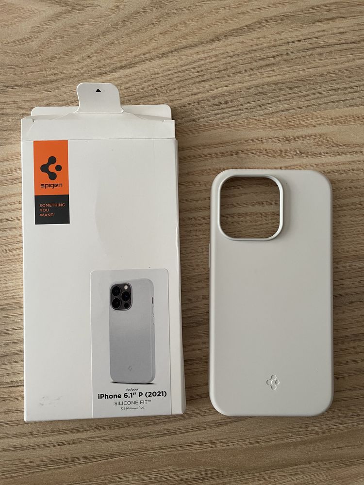 Capa iphone 13 pro spigen