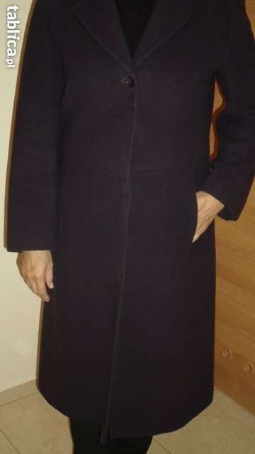 fioletowy płaszcz jesienno-zimowy