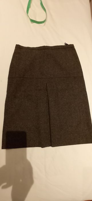 Żakiet ze spodnicą wełniany Fema