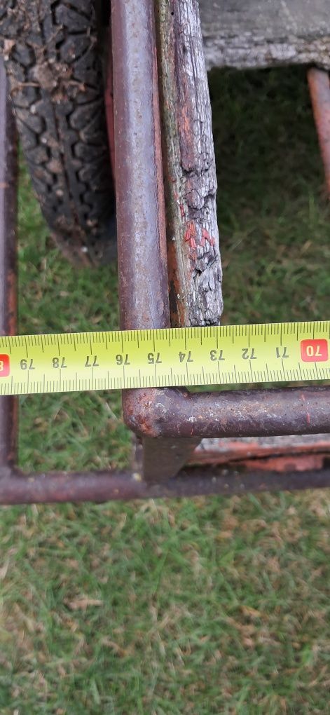 Wozek ogrodowy metalowy  na kołach od motora