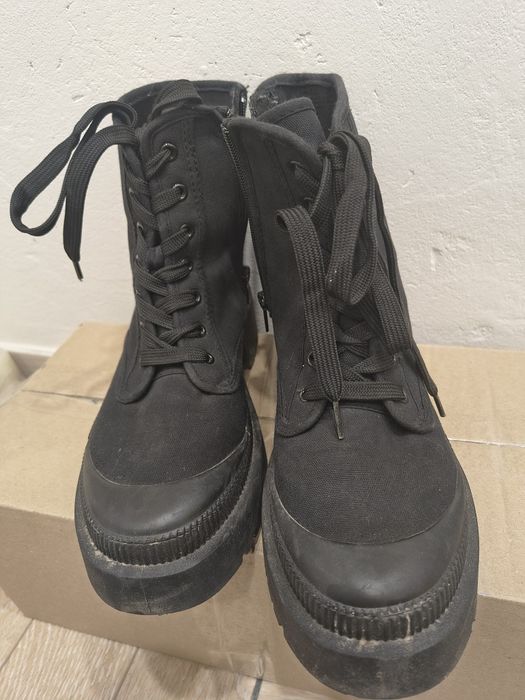 Черевики жіночі чорні