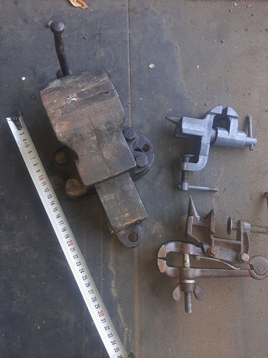 Слесарные тиски (ссср)