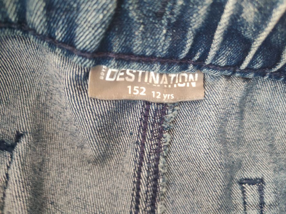 Strój na zakończenie roku szkolnego 152 polo+ jeansy