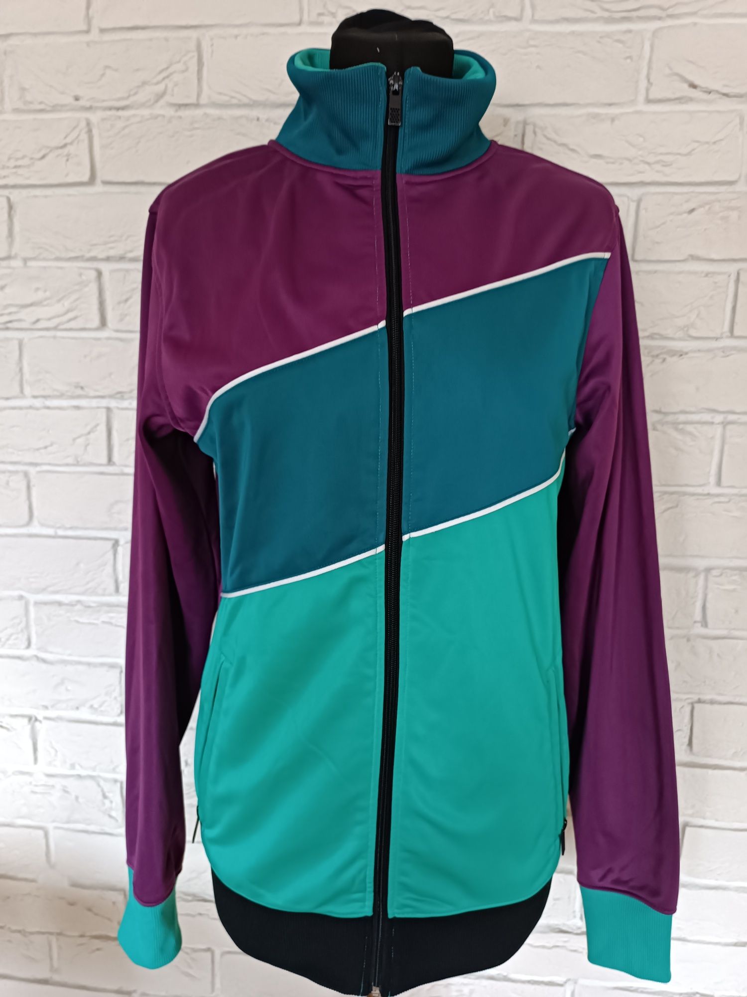 Bluza.    Fishbone
