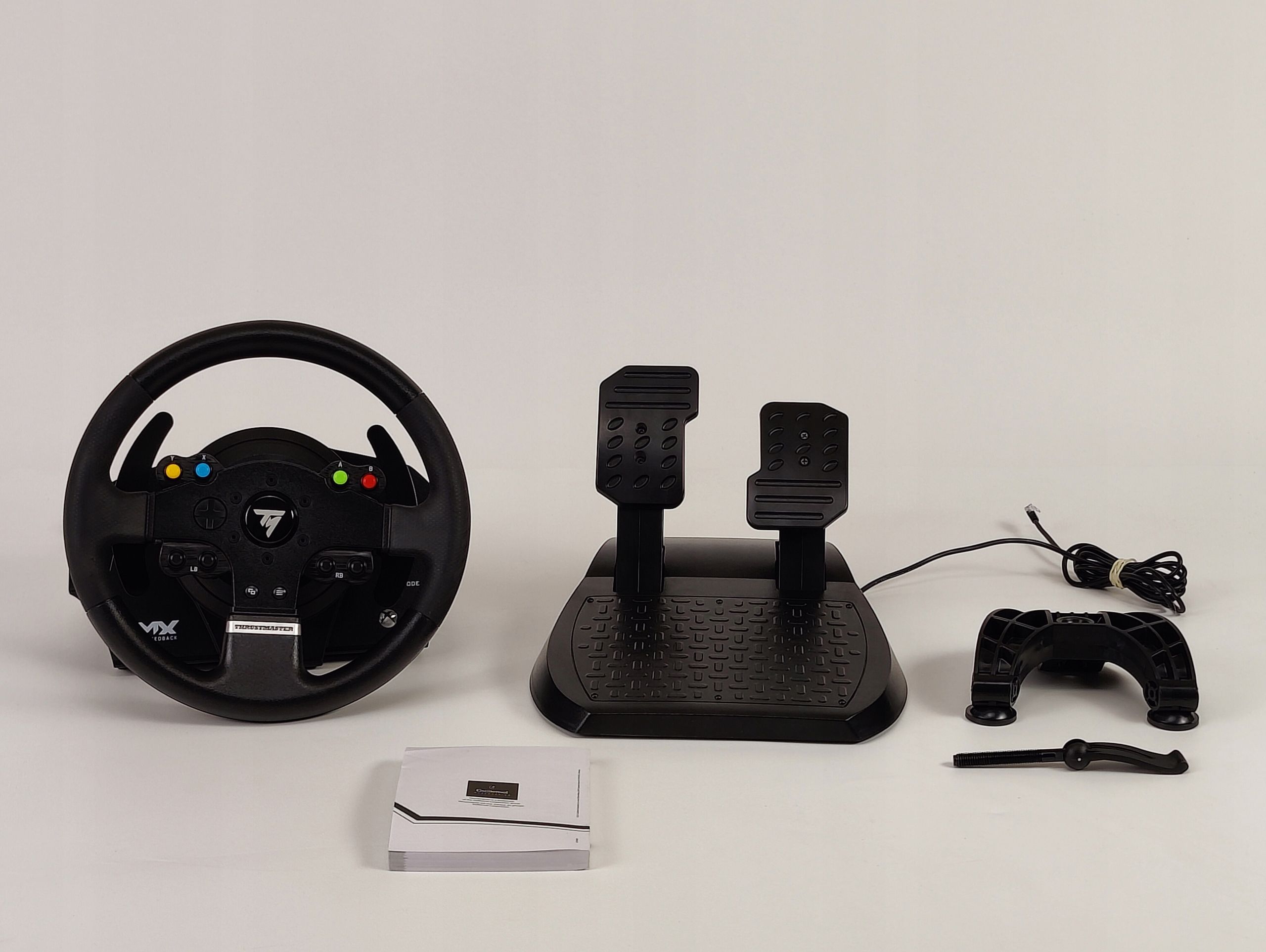 Kierownica Thrustmaster TMX Force Feedback - czarna