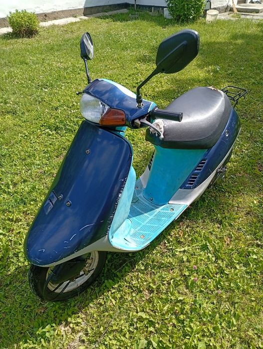 Продам скутер  Хонда такт 16