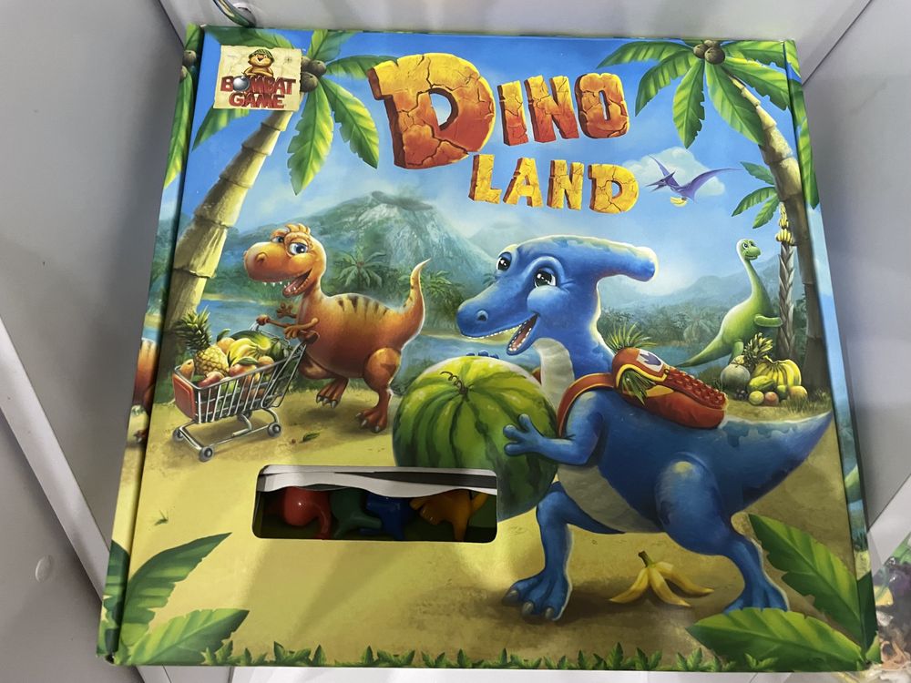 Настільна гра dino land